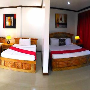 Familien-Zimmer mit Kingsize-Bett